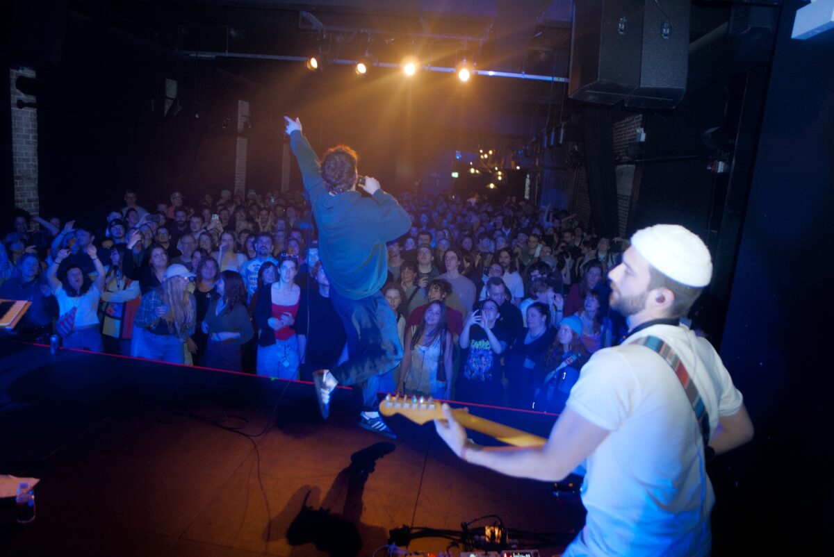 PHOQUE OFF – Robert Robert et Grand Eugène au Grizzly Fuzz : légèreté et luminosité